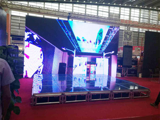 現場虛擬現實(Virtual Reality，簡稱VR)展示